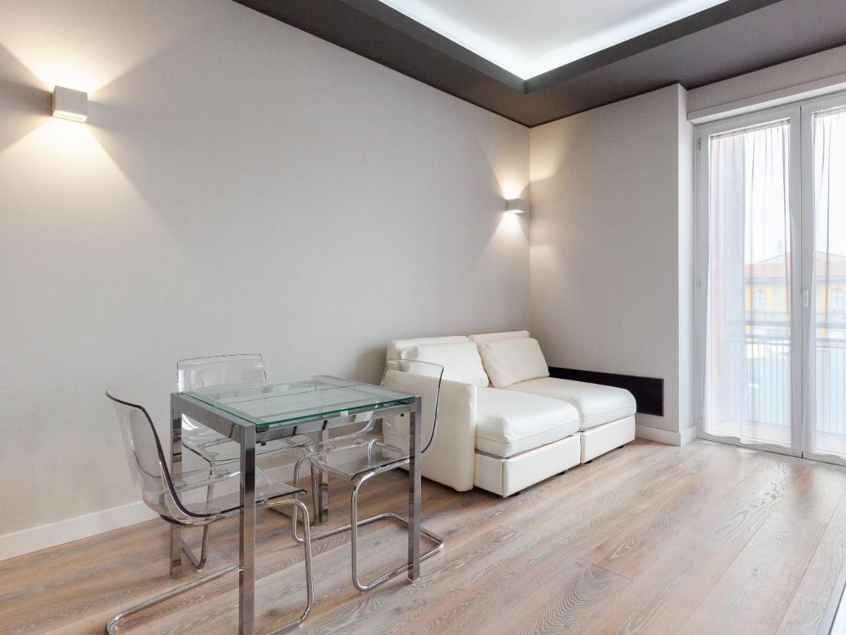 Easyhomes-City Centre Suites Milano Eksteriør bilde