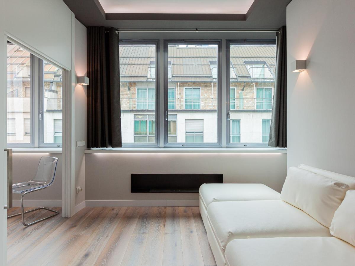 Easyhomes-City Centre Suites Milano Eksteriør bilde