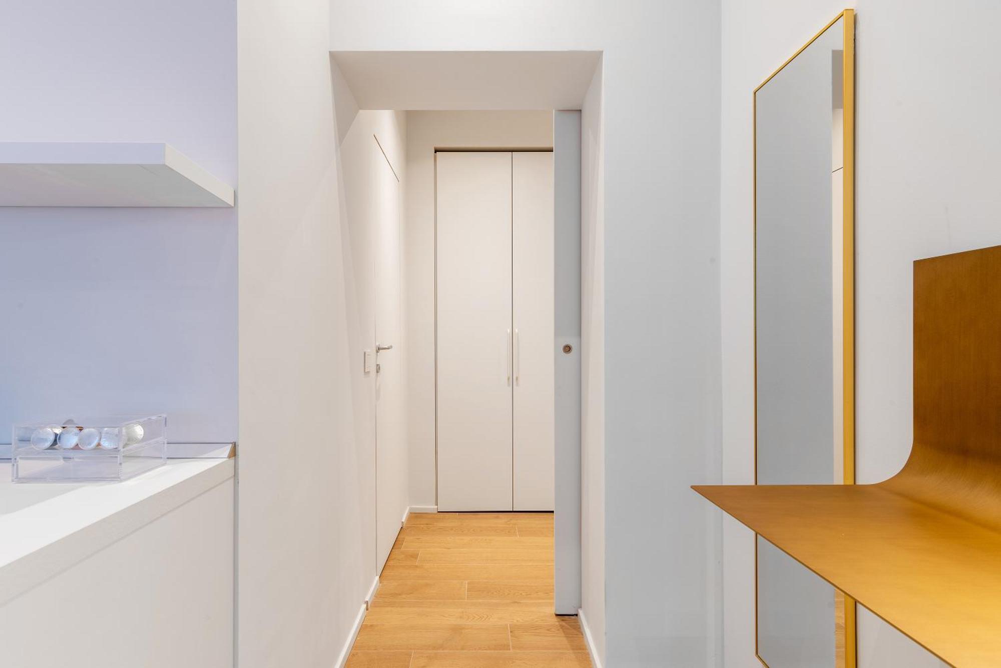 Easyhomes-City Centre Suites Milano Eksteriør bilde